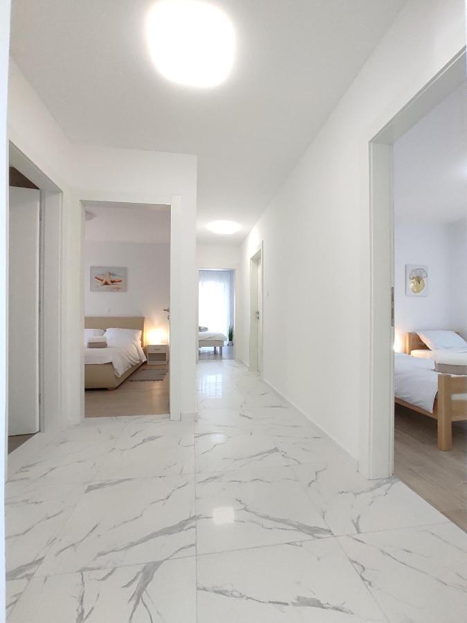 Apartments With A Parking Space Rijeka - 18146 Zewnętrze zdjęcie